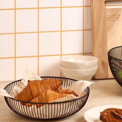 Panier métallique 28,5xH8cm noir Scala